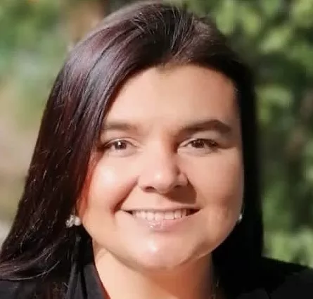 Denisse Triviños corte