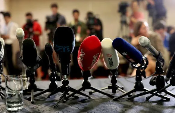 Microfonos-Prensa