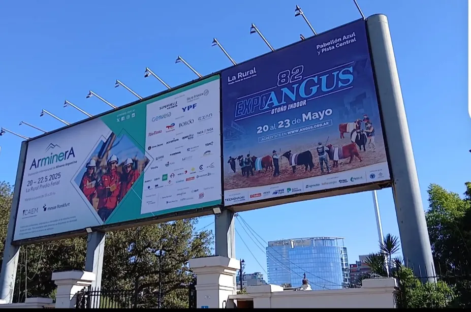 Screenshot_20250518_135156_Video Player