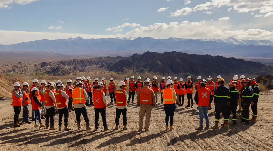 Los Azules en círculo