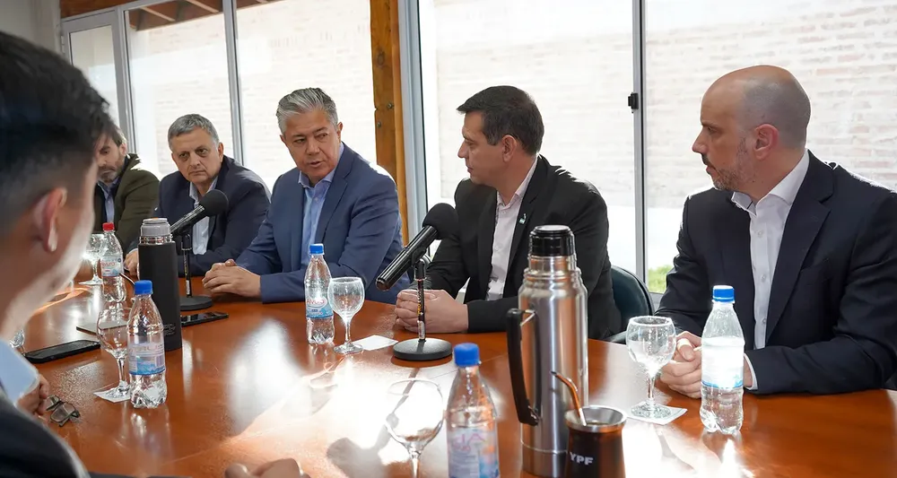 YPF construirá un ducto para abastecer de gas a Añelo