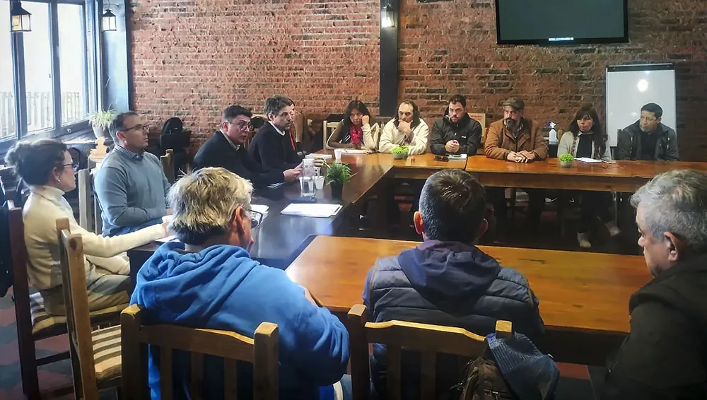 Mesa-de-Trabajo-en-Jachal-vicuna-corp-sanjuan