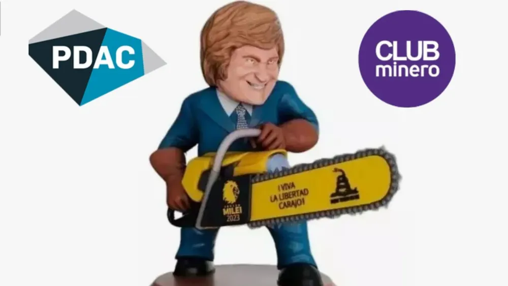 milei motosierra pdac muñeco