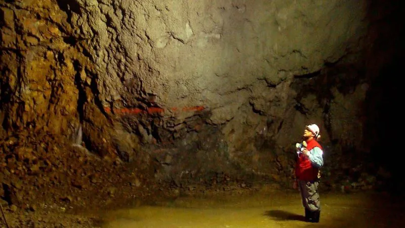 fotos chilenos y peruanos