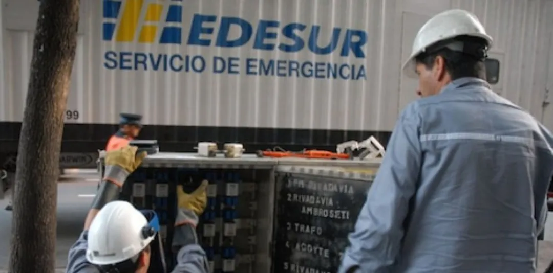 Screenshot_20250328_203856_Cienradios